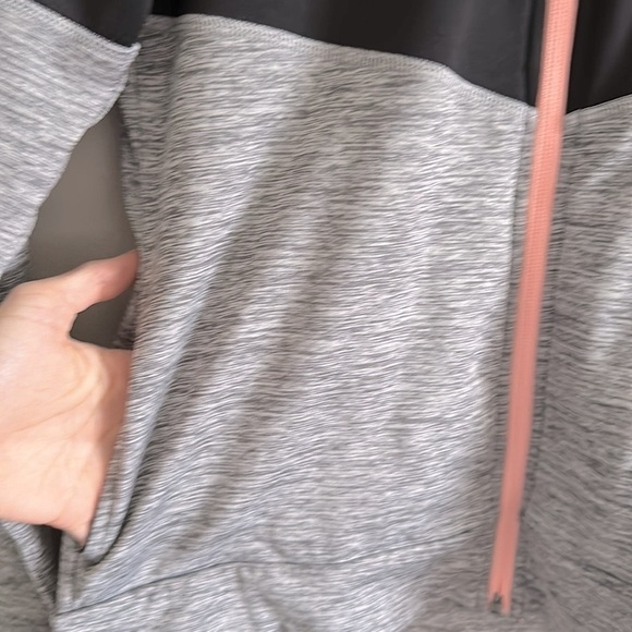 H&M hooded long sleeve fleece jacket - Picture 4 of 7